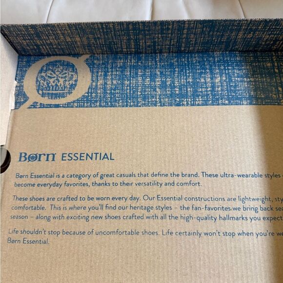 New In Box Born FARNES Bootie Rust Distressed F56903 With side Zippers Size 8M - Picture 9 of 9